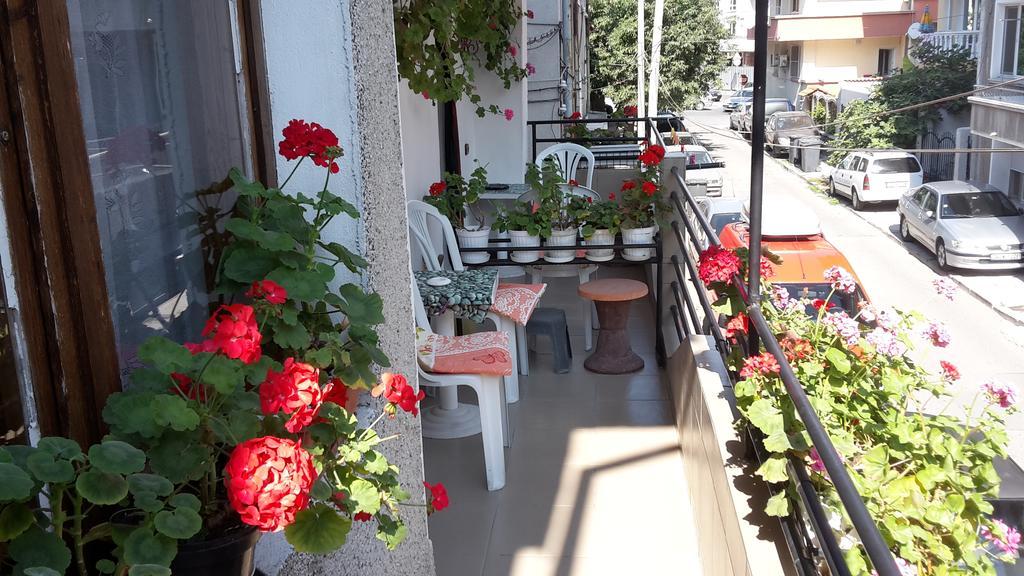 Dom Lidiya Hotel Pomorie Exterior foto